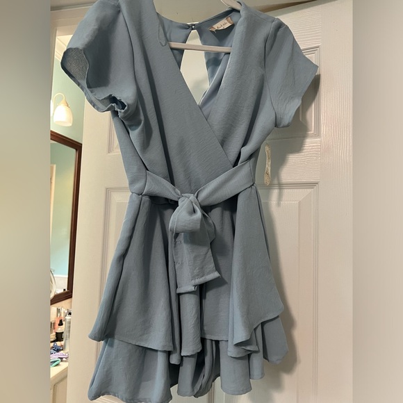 Altar’d State Ruffled Tie Waist Romper Sz M - Picture 4 of 14